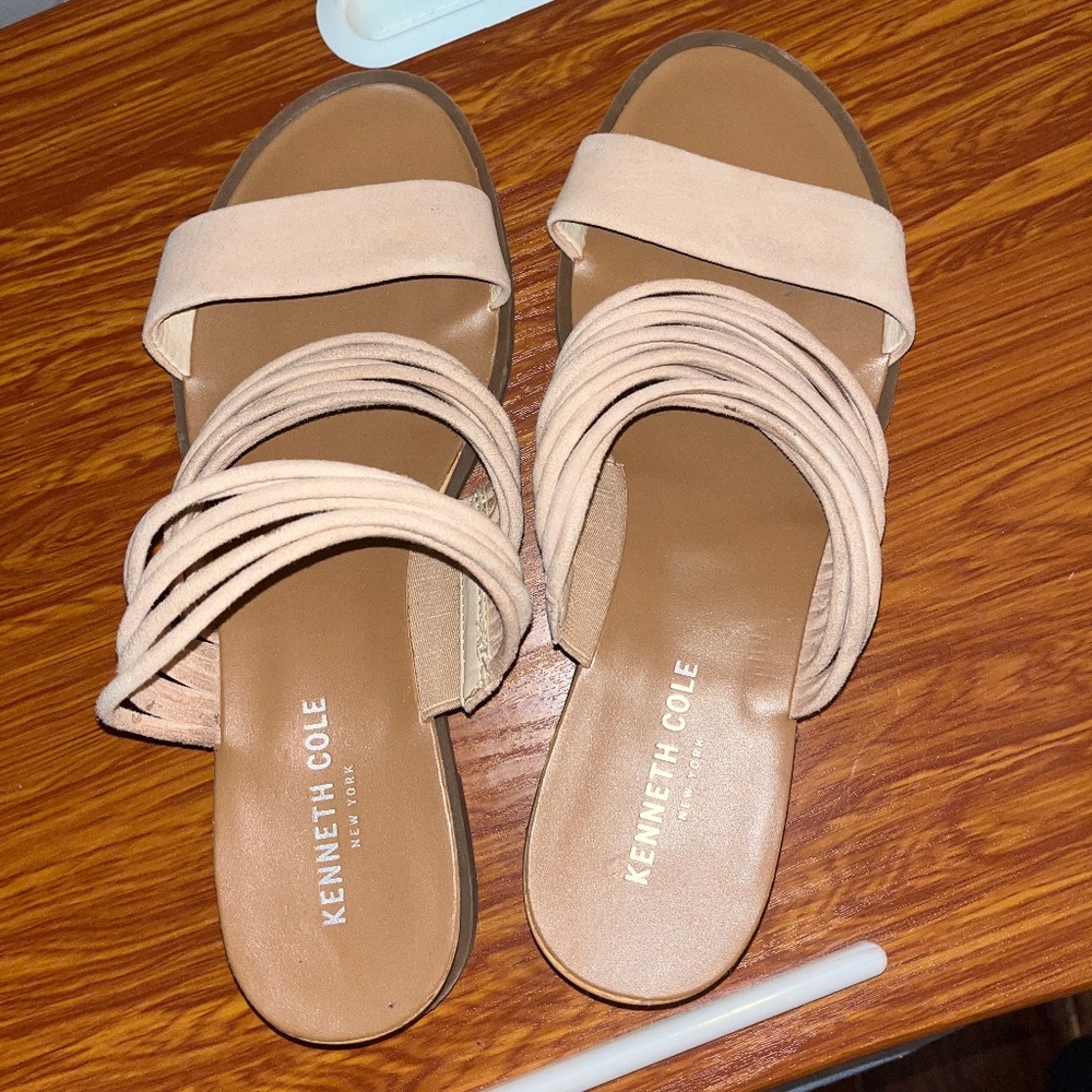 Kenneth Cole Suade Sandals Never worn
